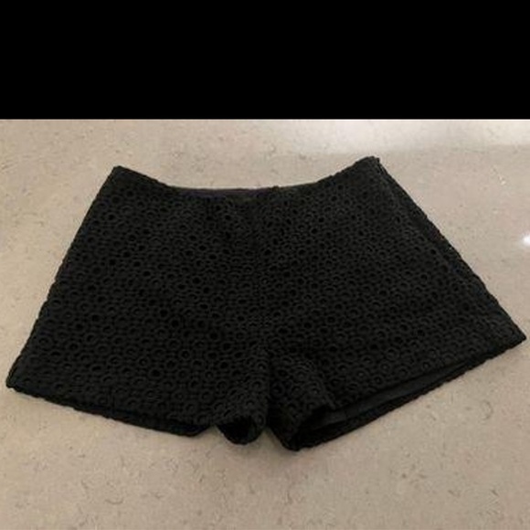 Banana Republic Black Shorts with Circle Pattern/Texture - Picture 4 of 8